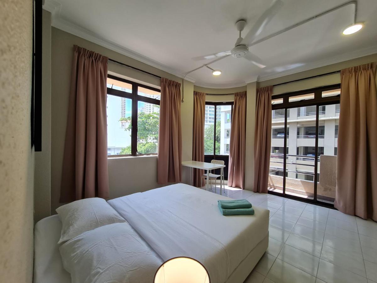 Room @ Lorong Kelawai Near To Gurney Paragon George Town Bagian luar foto